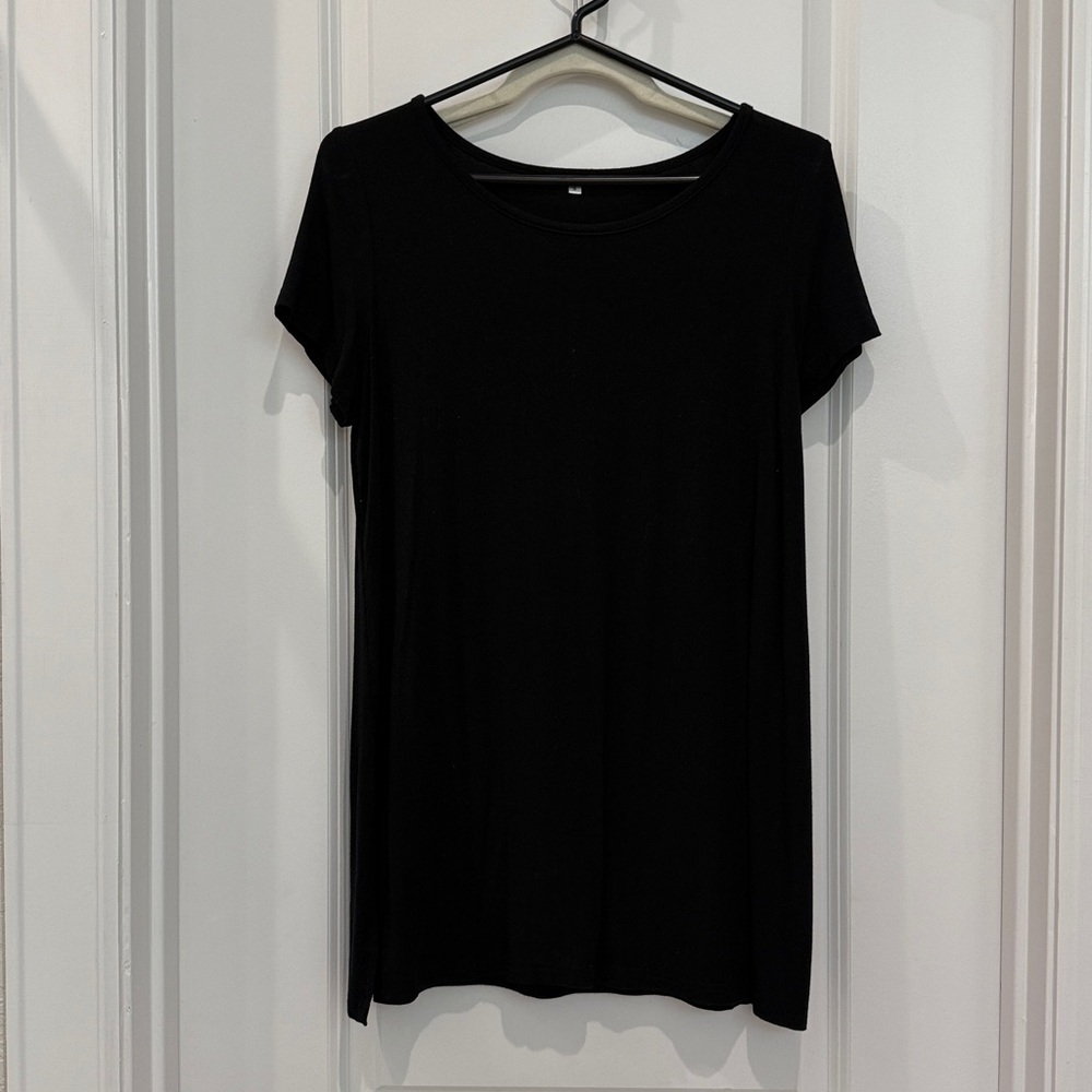Source Unknown Black Short Sleeve Tee